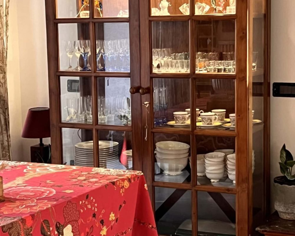 Crockery / Bookshelf Cabinet Furniture