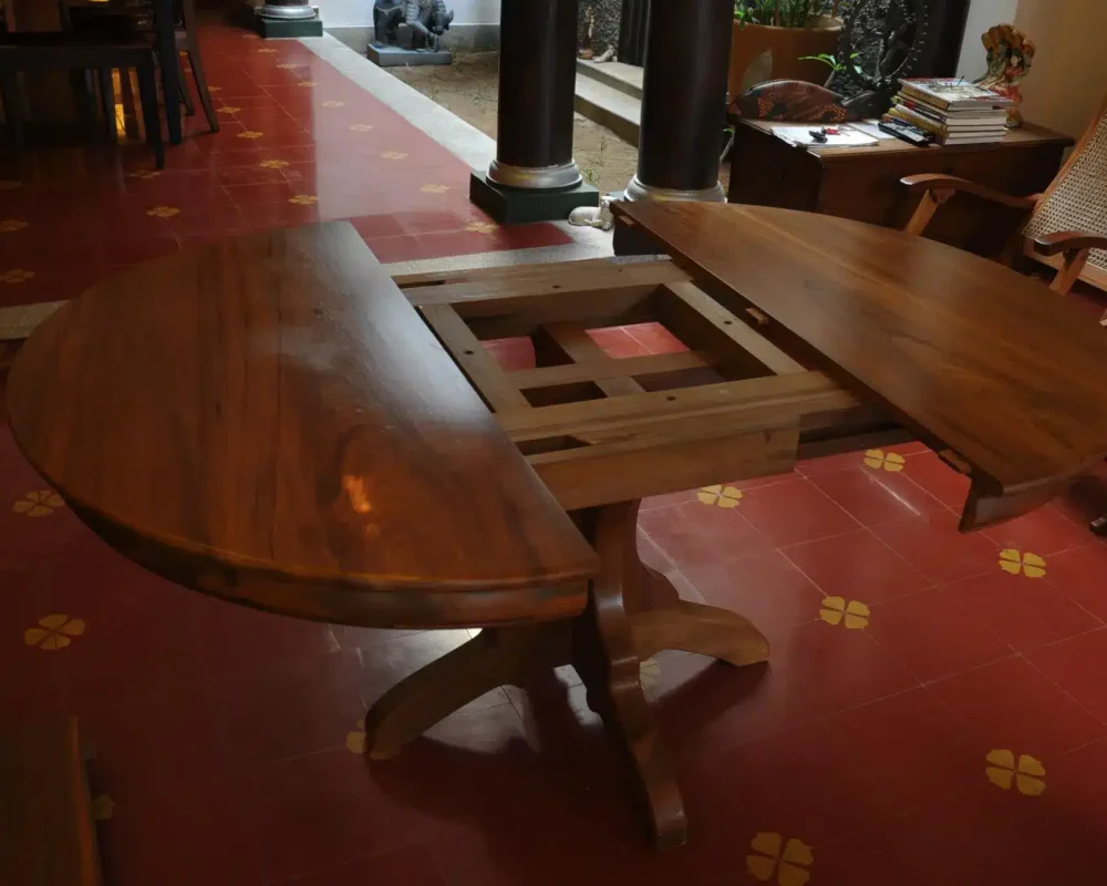 Gaur Extendable Dining Table