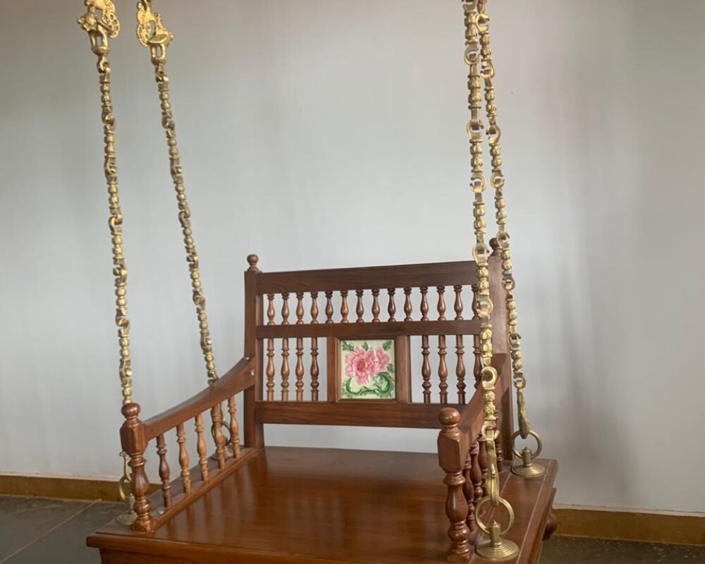 Karaikudi Single Seater Swing